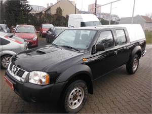 Nissan Navara Double Cab 2,5 TDi