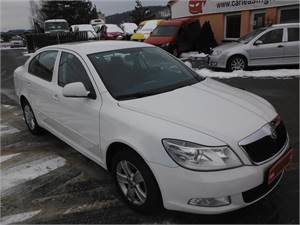 Octavia 1,4TSi 90kw,R11,POUZE 77000km,SERVISKA,NOVÁ STK 