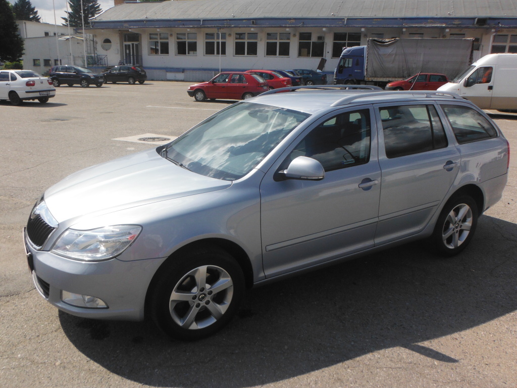 Škoda Octavia FACE 1.6 TDi ELEGANCE